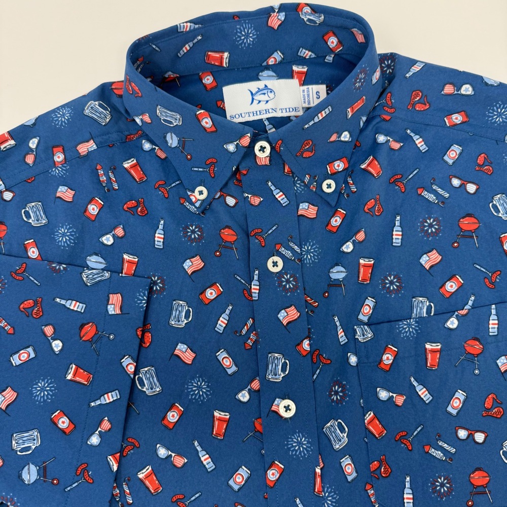 Southern Tide Mens Small Blue Patriotic BBQ Fireworks Performance Button Down